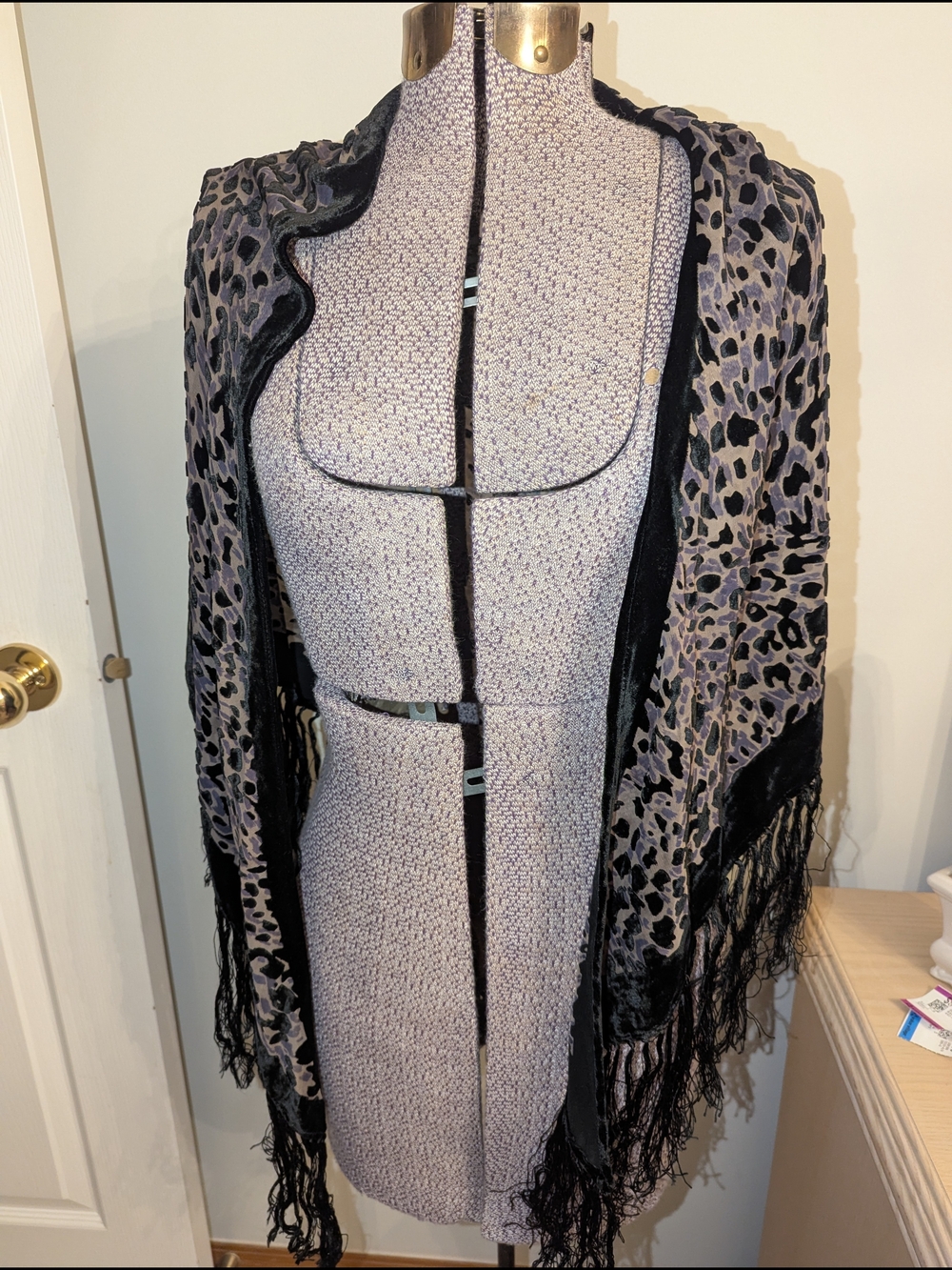 Leopard Fringe Open-Front Women's Shawl Wrap - Black & Gray